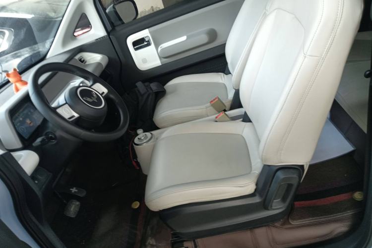 Used Wuling Air ev 2023 - Four Seats - Standard Edition Left Front Seat