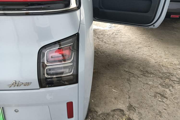 Used Wuling Air ev 2023 - Four Seats - Standard Edition Right Rear Taillight