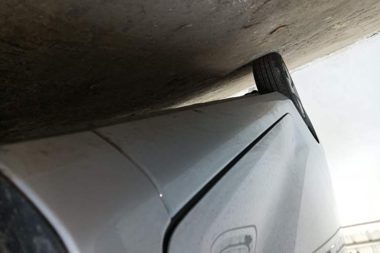 Used Wuling Air ev 2023 - Four Seats - Standard Edition Right Side Sill