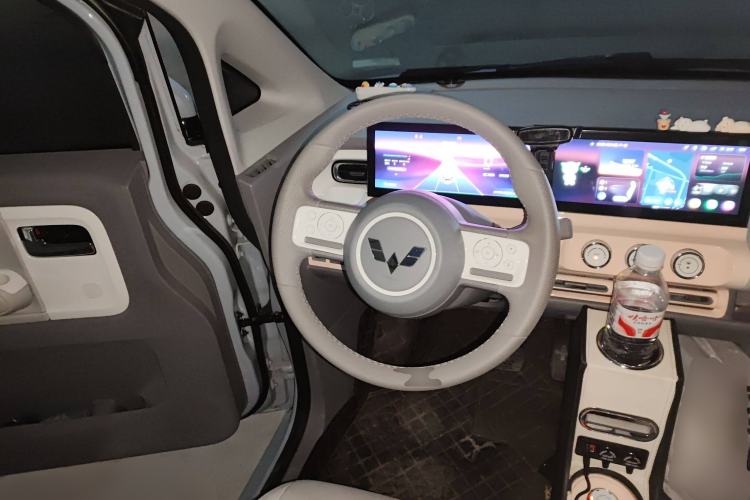 Used Wuling Air ev 2023 - Four Seats - Advanced Edition Steering Wheel