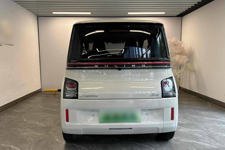 Used Wuling Air ev 2023 - Four Seats - Standard Edition Exterior 4