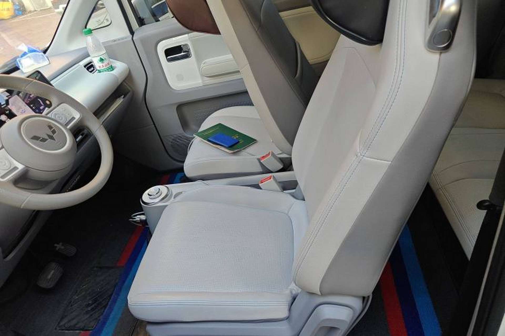 Used Wuling Air ev 2023 - Four Seats - Advanced Edition Left Front Seat