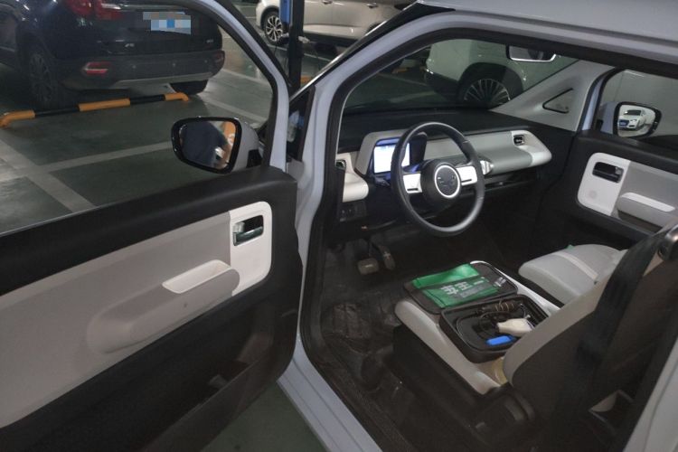 Used Wuling Air ev 2023 - Four Seats - Standard Edition Driver Seat