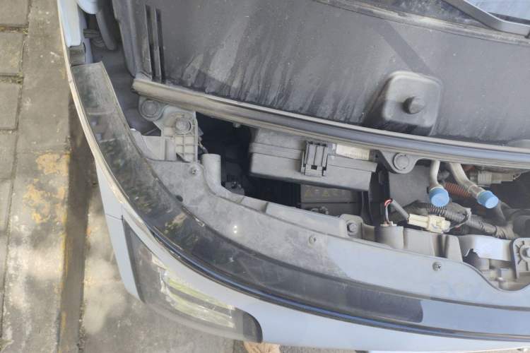 Used Wuling Air ev 2023 - Four Seats - Advanced Edition Engine Bay Right