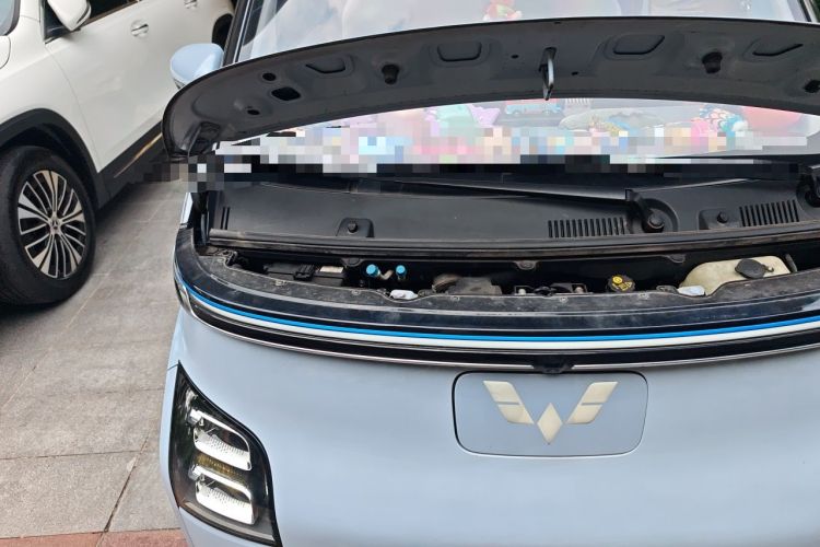 Used Wuling Air ev 2023 - Four Seats - Advanced Edition Engine Bay Right