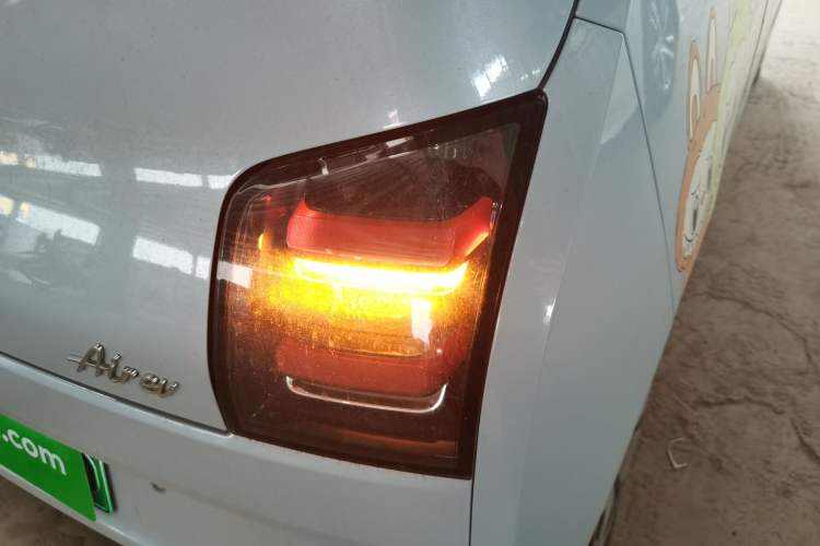 Used Wuling Air ev 2023 - Four Seats - Advanced Edition Exterior 3