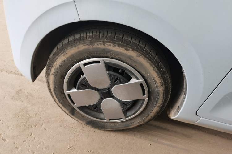 Used Wuling Air ev 2023 - Four Seats - Advanced Edition Exterior 4