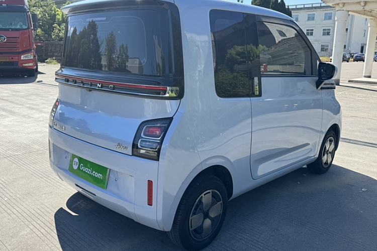 Used Wuling Air ev 2023 - Four Seats - Standard Edition Exterior 5