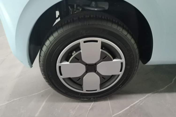 Used Wuling Air ev 2023 - Four Seats - Advanced Edition Exterior 5