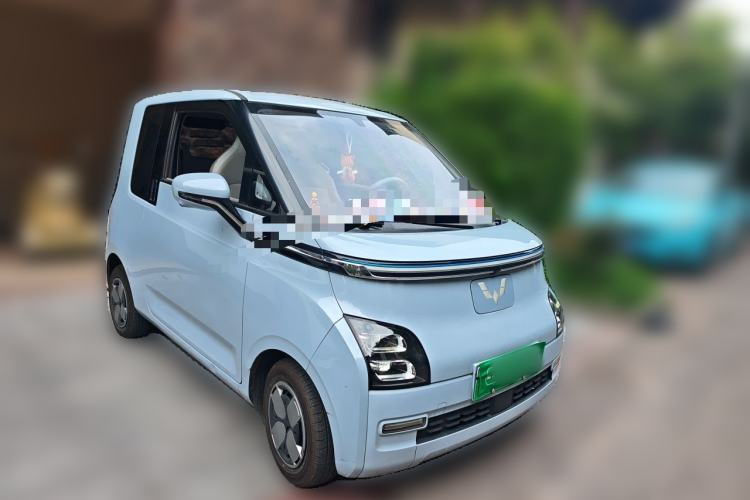 Used Wuling Air ev 2023 - Four Seats - Advanced Edition Front Right 45 Deg