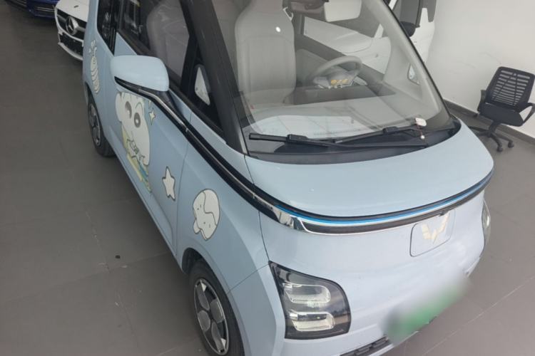 Used Wuling Air ev 2023 - Four Seats - Advanced Edition Front Right 45 Deg