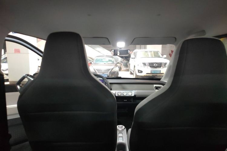 Used Wuling Air ev 2023 - Four Seats - Standard Edition Headliner