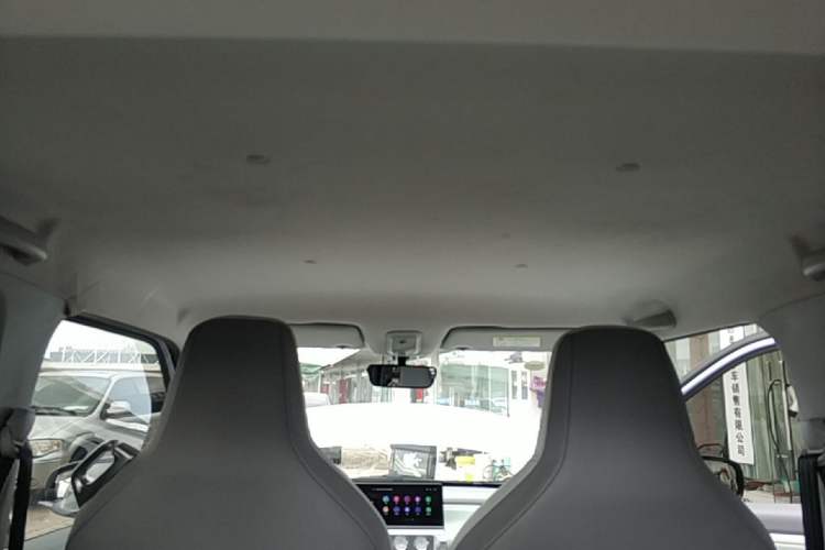 Used Wuling Air ev 2023 - Four Seats - Advanced Edition Headliner
