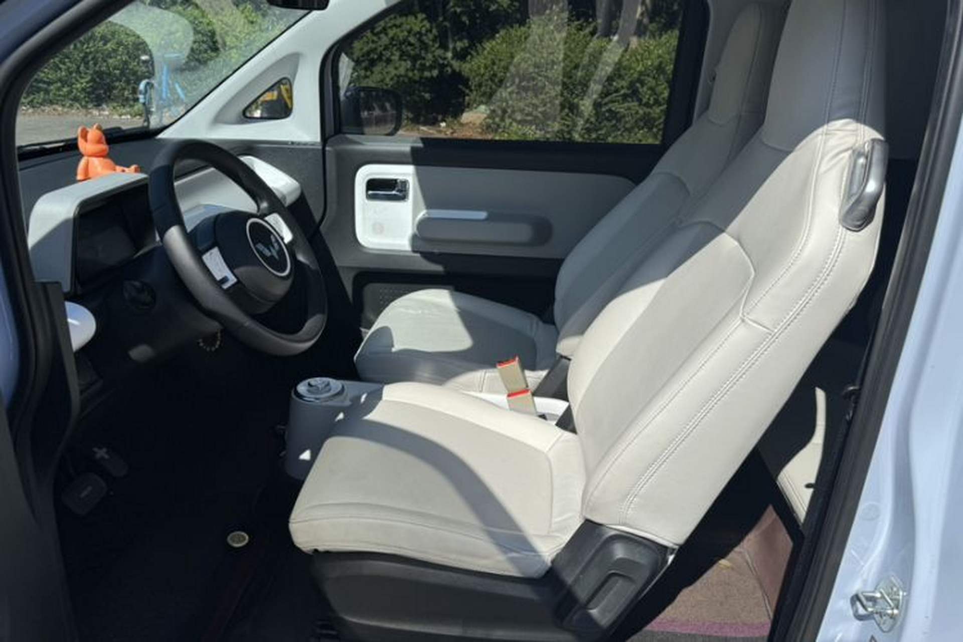 Used Wuling Air ev 2023 - Four Seats - Standard Edition Interior 1