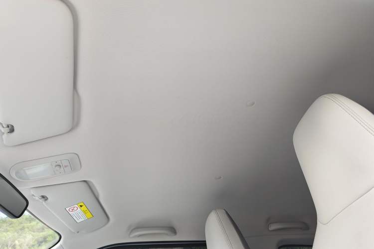Used Wuling Air ev 2023 - Four Seats - Advanced Edition Interior 7