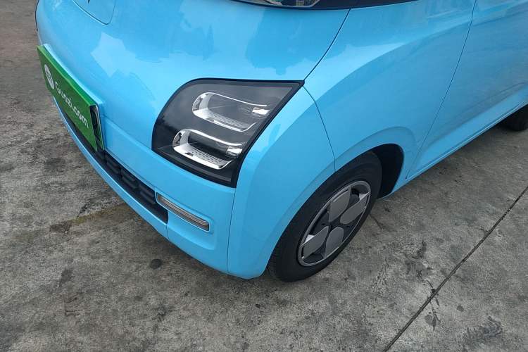Used Wuling Air ev 2023 - Four Seats - Advanced Edition Left Front Headlight