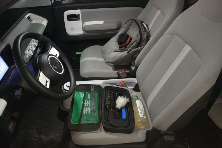 Used Wuling Air ev 2023 - Four Seats - Standard Edition Left Front Seat