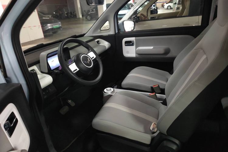 Used Wuling Air ev 2023 - Four Seats - Standard Edition Left Front Seat