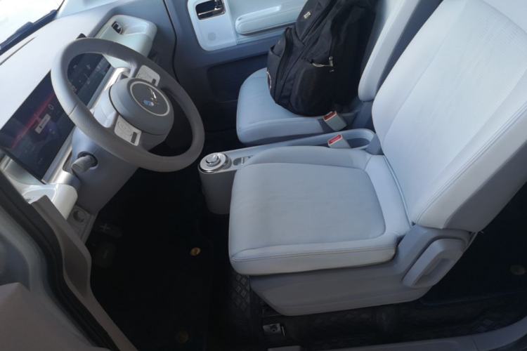 Used Wuling Air ev 2023 - Four Seats - Advanced Edition Left Front Seat