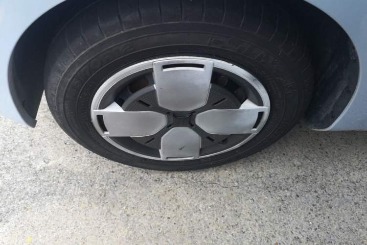 Used Wuling Air ev 2023 - Four Seats - Advanced Edition Left Front Wheel Hub