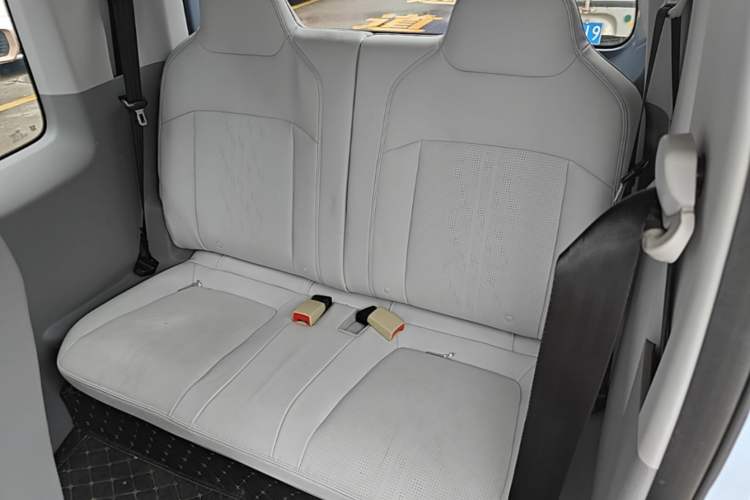 Used Wuling Air ev 2023 - Four Seats - Advanced Edition Left Rear Seat