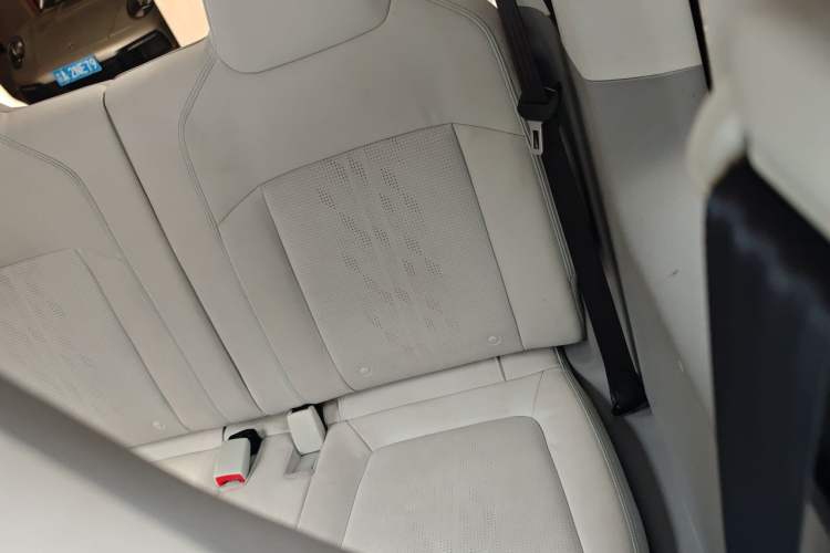 Used Wuling Air ev 2023 - Four Seats - Advanced Edition Left Rear Seat