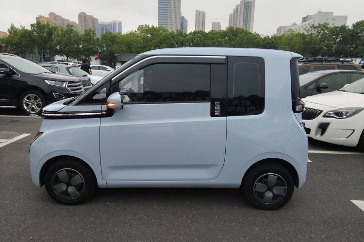 Used Wuling Air ev 2023 - Four Seats - Standard Edition Left Side