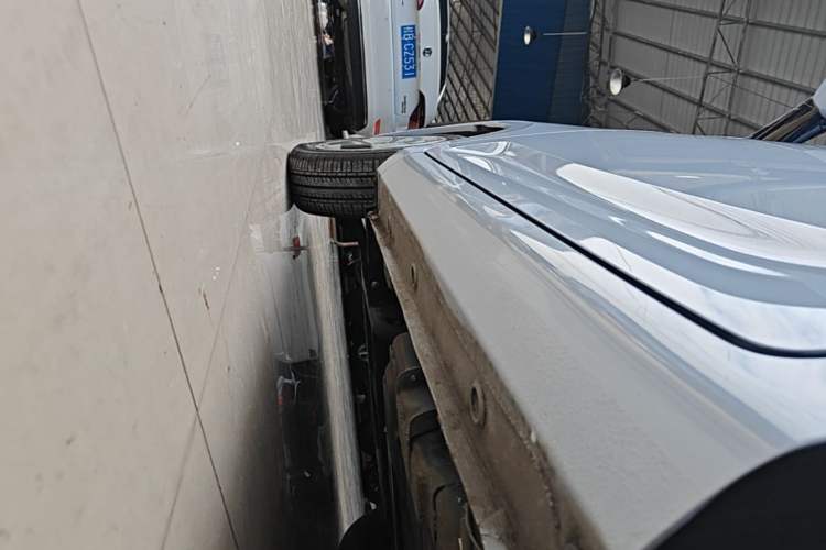 Used Wuling Air ev 2023 – Two-Seater - Standard Edition Left Side Sill