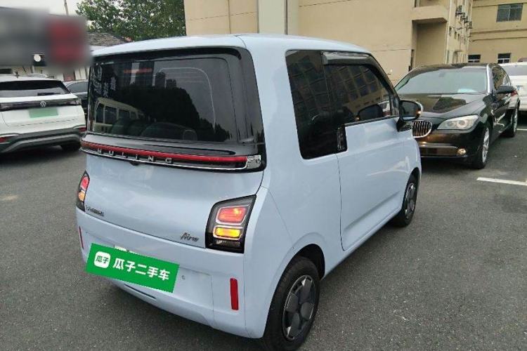 Used Wuling Air ev 2023 - Four Seats - Standard Edition Rear Right 45 Deg