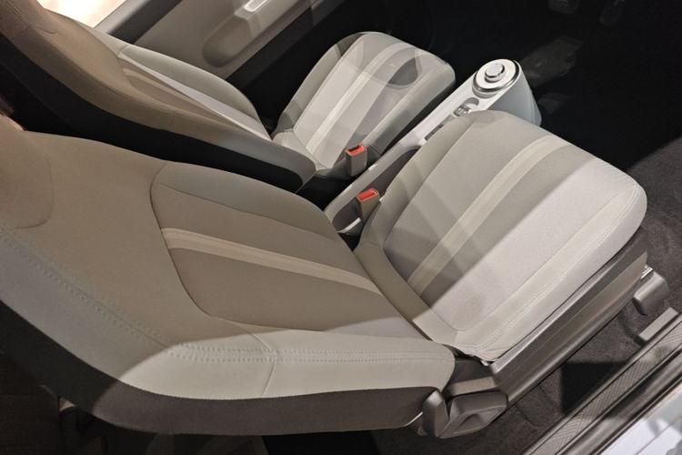 Used Wuling Air ev 2023 - Four Seats - Standard Edition Right Front Seat
