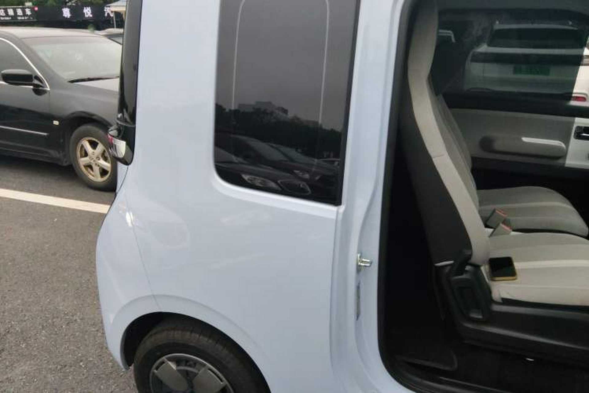 Used Wuling Air ev 2023 - Four Seats - Standard Edition Right Rear Door Interior
