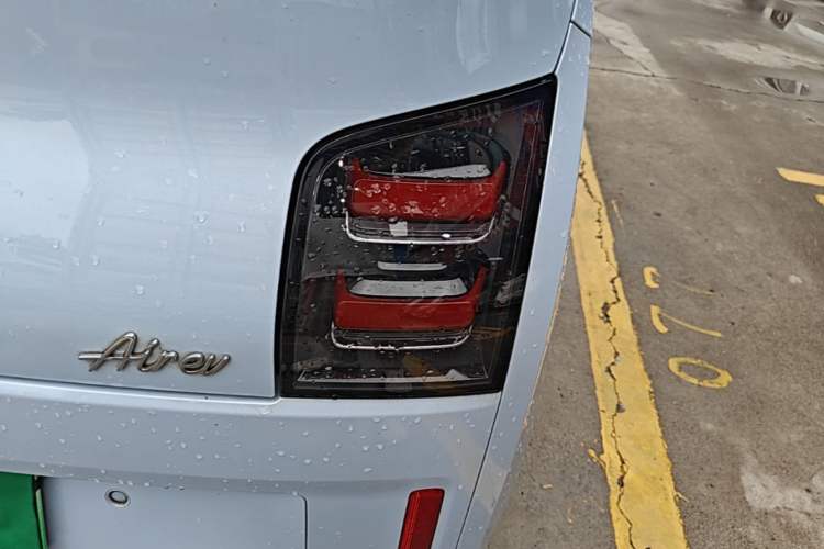 Used Wuling Air ev 2023 - Four Seats - Advanced Edition Right Rear Taillight
