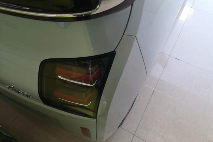 Used Wuling Air ev 2023 - Four Seats - Advanced Edition Right Rear Taillight
