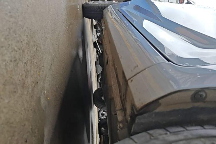 Used Wuling Air ev 2023 - Four Seats - Advanced Edition Right Side Sill