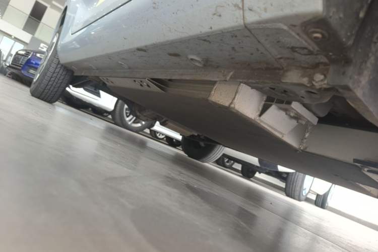 Used Wuling Air ev 2023 - Four Seats - Advanced Edition Right Side Sill