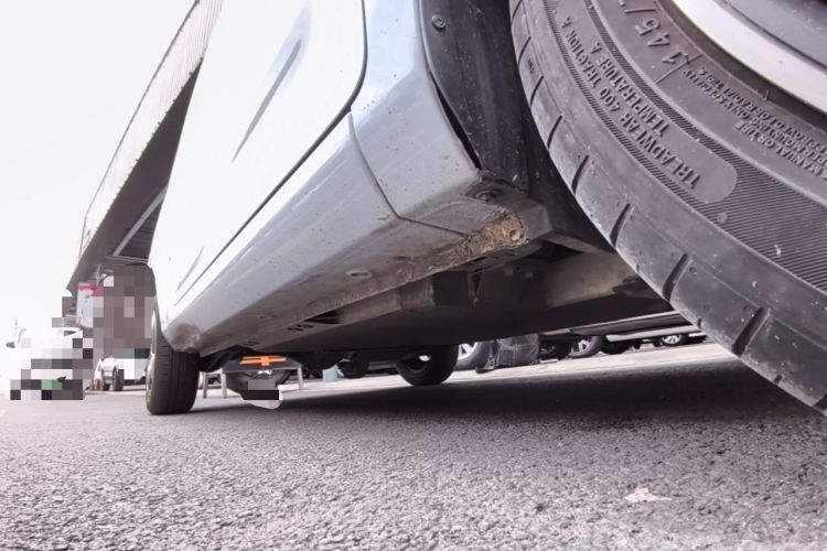 Used Wuling Air ev 2023 - Four Seats - Standard Edition Right Side Sill