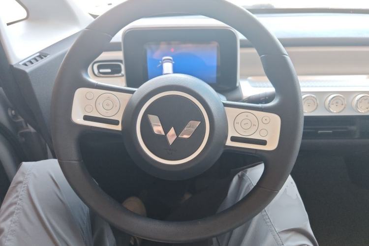 Used Wuling Air ev 2023 - Four Seats - Standard Edition Steering Wheel