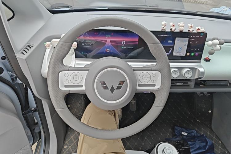 Used Wuling Air ev 2023 - Four Seats - Advanced Edition Steering Wheel