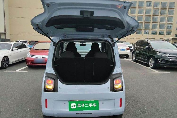 Used Wuling Air ev 2023 - Four Seats - Standard Edition Trunk