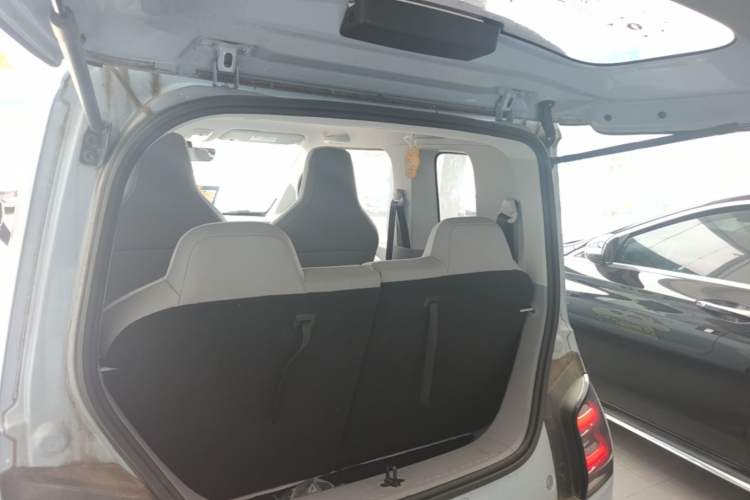 Used Wuling Air ev 2023 - Four Seats - Advanced Edition Trunk