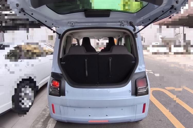 Used Wuling Air ev 2023 - Four Seats - Standard Edition Trunk