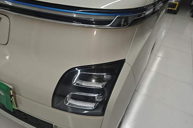 Used Wuling Air ev 2023 - Four Seats - Advanced Edition Left Front Headlight
