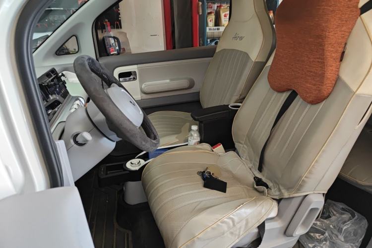 Used Wuling Air ev 2023 - Four Seats - Advanced Edition Left Front Seat