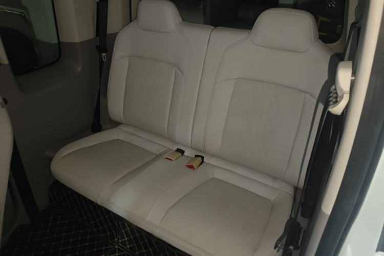 Used Wuling Air ev 2023 - Four Seats - Advanced Edition Left Rear Seat