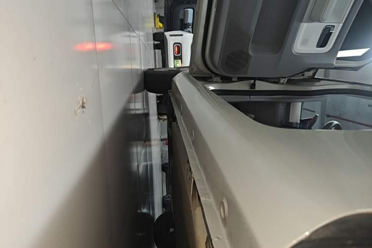 Used Wuling Air ev 2023 - Four Seats - Advanced Edition Left Side Sill