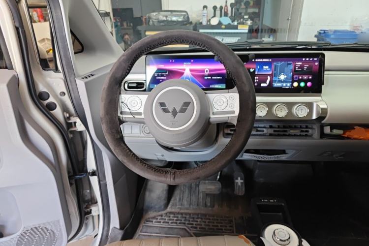 Used Wuling Air ev 2023 - Four Seats - Advanced Edition Steering Wheel