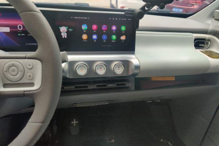 Used Wuling Air ev 2023 - Four Seats - Advanced Edition Audio And AC Panel