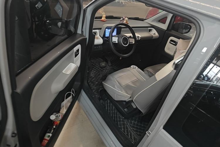 Used Wuling Air ev 2023 - Four Seats - Standard Edition Driver Seat