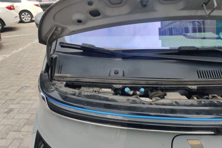 Used Wuling Air ev 2023 - Four Seats - Advanced Edition Engine Bay Right