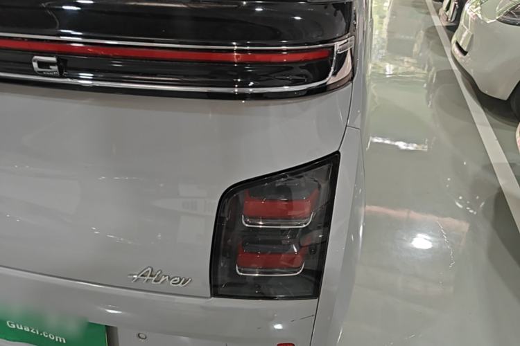 Used Wuling Air ev 2023 - Four Seats - Advanced Edition Exterior 3